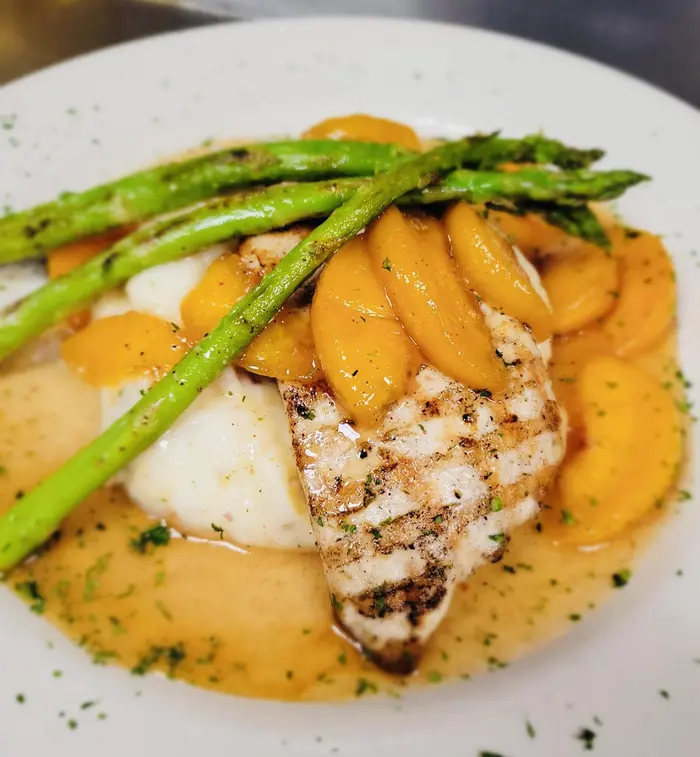 Spezia: Steaks, Italian, and Seafood